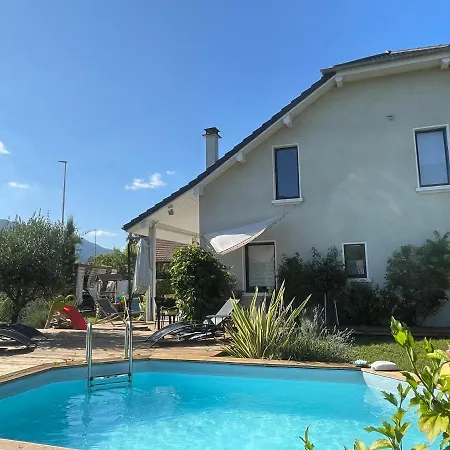 Apartment La Cigale Et La Fourmi Savoisienne - *